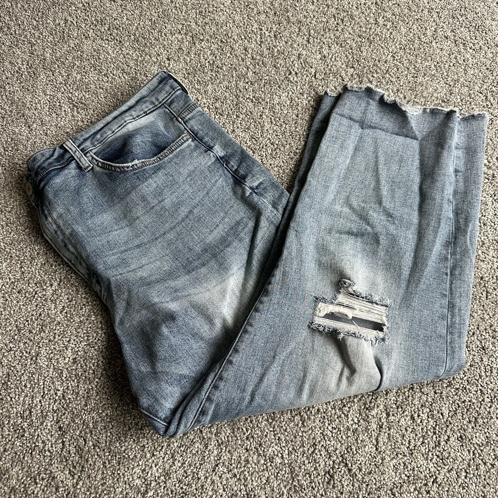 Vervet Distressed Wide‎ Straight Leg Ankle Jean Size 22